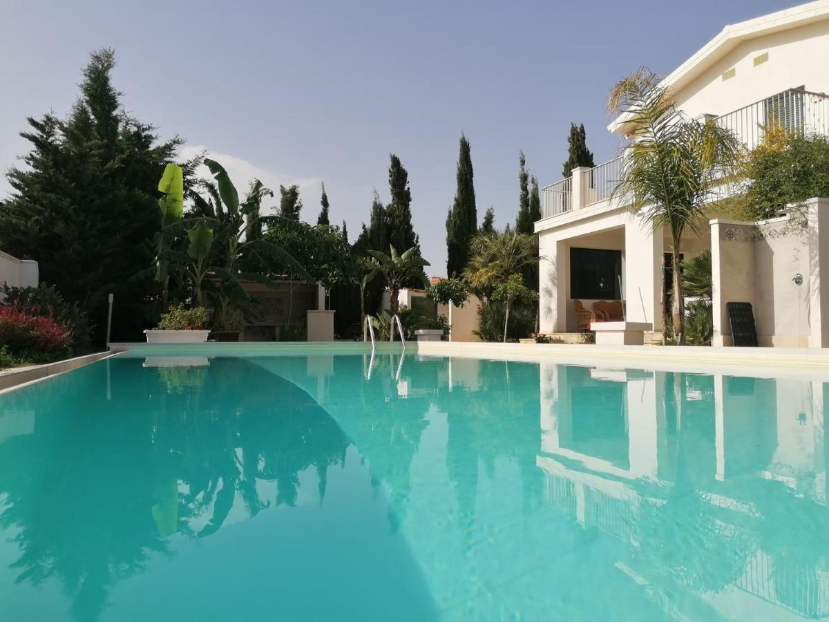 Villa Eleonora Марина-ди-Рагуза Экстерьер фото