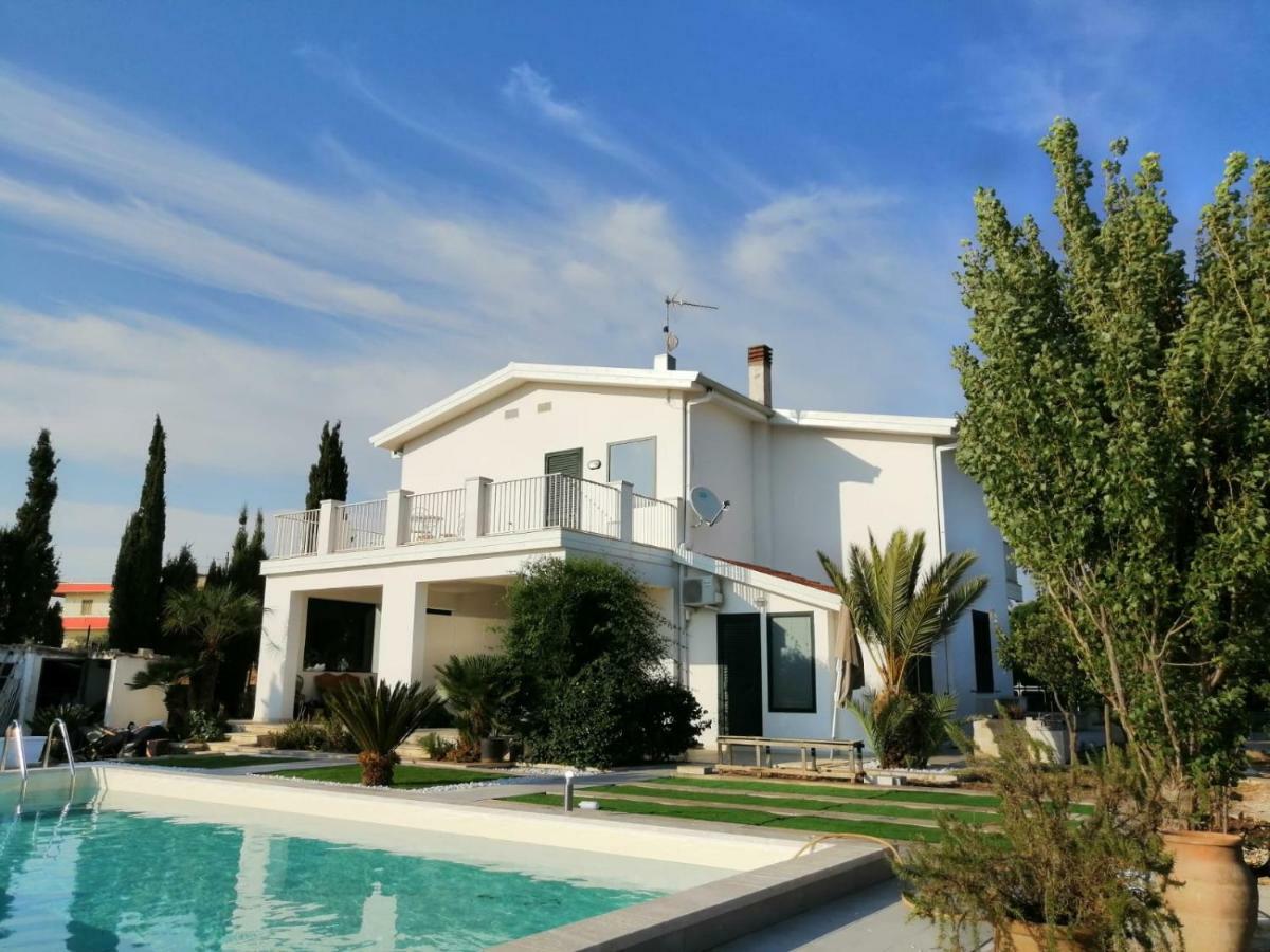 Villa Eleonora Марина-ди-Рагуза Экстерьер фото